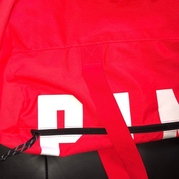 PINK Victoria’s Secret coral gym/duffel bag ✨ - Picture 11 of 11